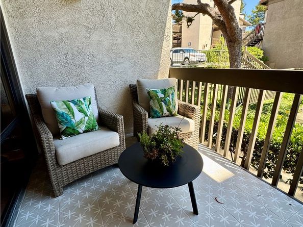 5104 Marina Pacifica Drive S, Long Beach CA 90803