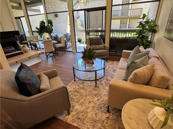 5104 Marina Pacifica Drive S, Long Beach CA 90803