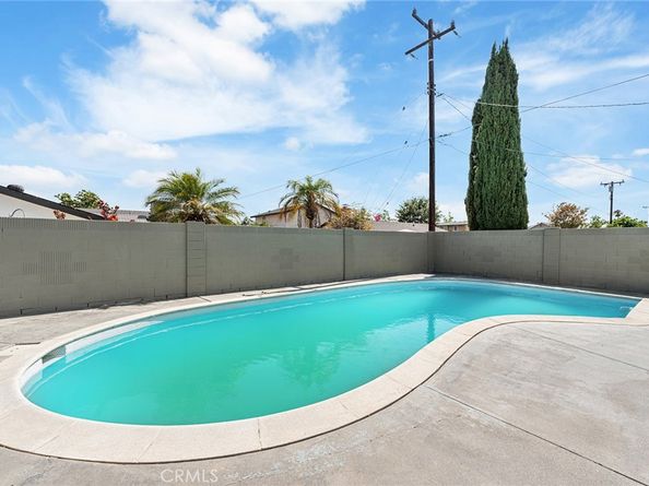 3932 E Sycamore Avenue, Orange CA 92869