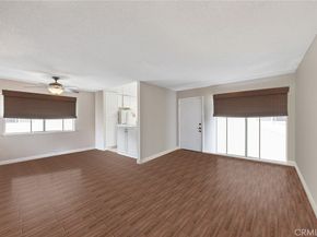 16892 Limelight Circle B, Huntington Beach CA 92647