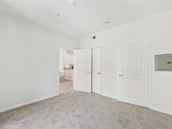 3207 Watermarke Place, Irvine CA 92612