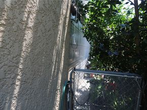 6072 Myrtle Avenue, Long Beach CA 90805