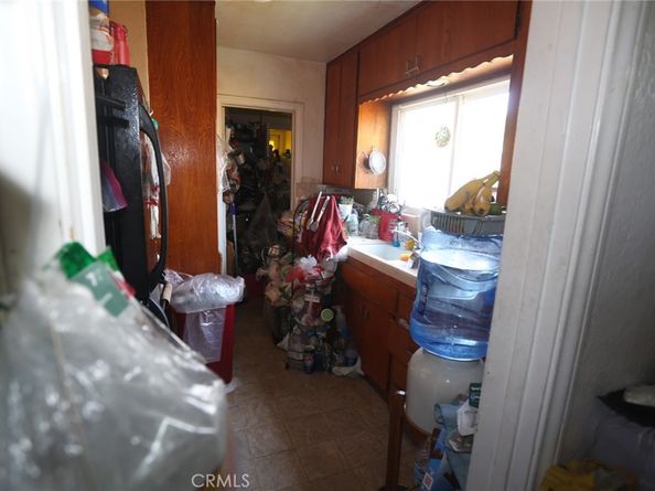 6072 Myrtle Avenue, Long Beach CA 90805