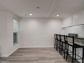 1000 W Macarthur 107, Santa Ana CA 92707