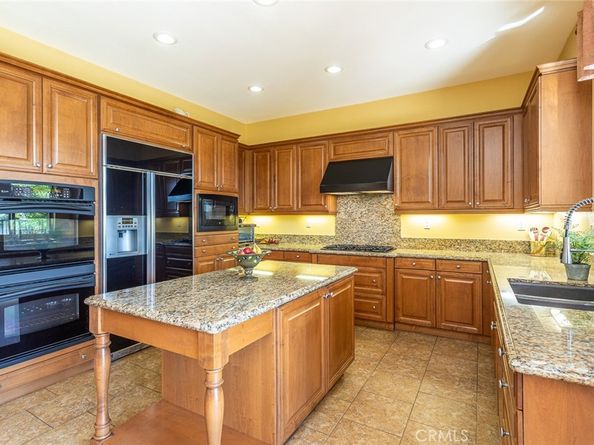 4125 Temhurst Court, Yorba Linda CA 92886