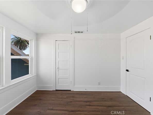 1261 W 51st Place, Los Angeles CA 90037