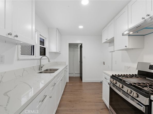 1261 W 51st Place, Los Angeles CA 90037