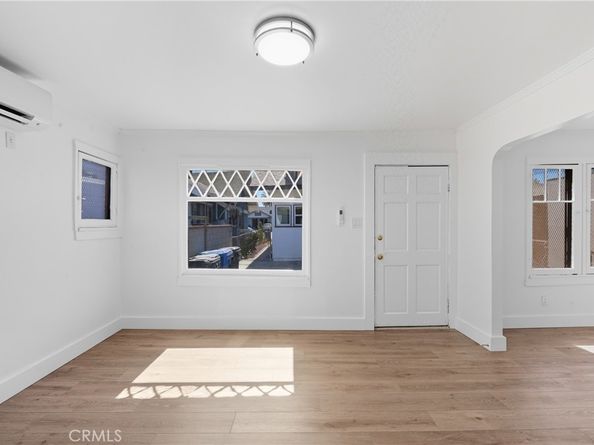 1261 W 51st Place, Los Angeles CA 90037