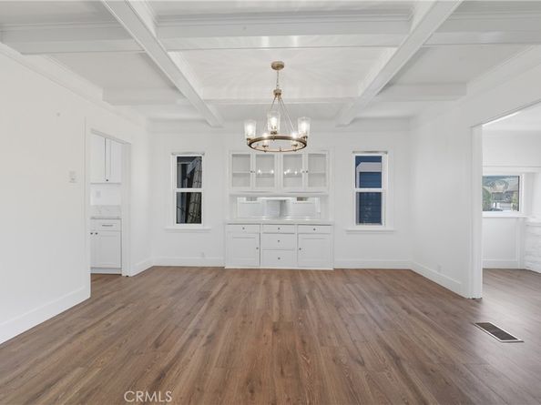 1261 W 51st Place, Los Angeles CA 90037