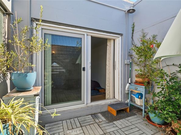 140 Linden Avenue 714, Long Beach CA 90802