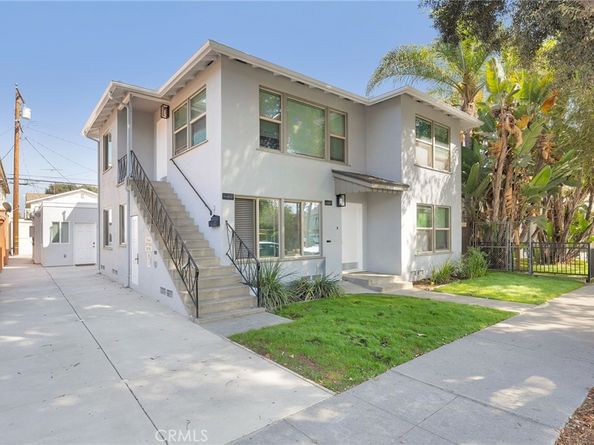 2210 Pine Ave, Long Beach CA 90806