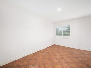 1920 McKinney Way M-15 17A, Seal Beach CA 90740