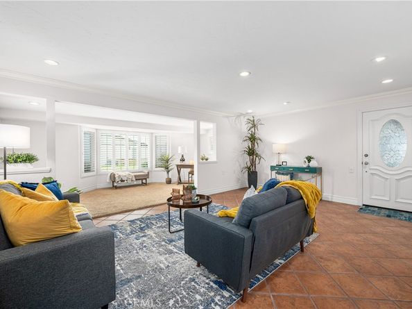 1920 McKinney Way M-15 17A, Seal Beach CA 90740