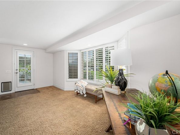 1920 McKinney Way M-15 17A, Seal Beach CA 90740