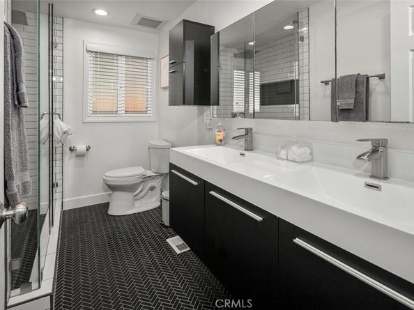 1570 Linwood Street, San Diego CA 92103