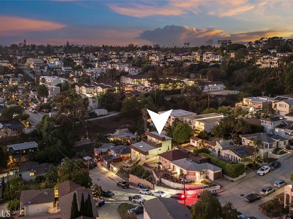 1570 Linwood Street, San Diego CA 92103