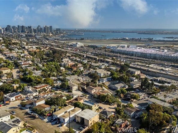 1570 Linwood Street, San Diego CA 92103