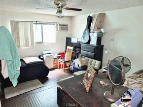 836 Atlantic Avenue, Long Beach CA 90813