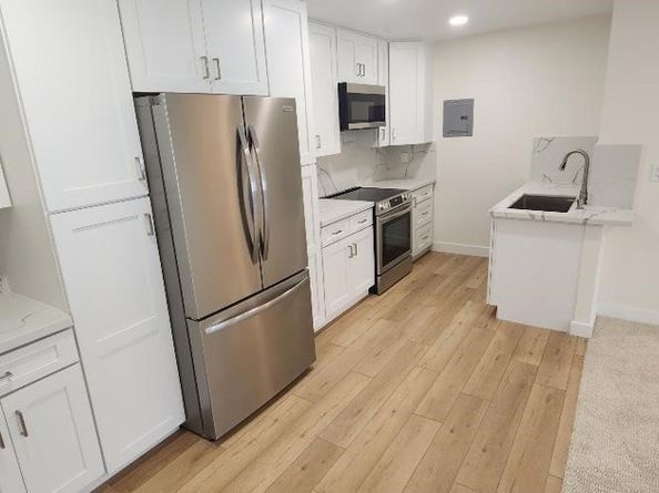 2511 W Sunflower Avenue P6, Santa Ana CA 92704