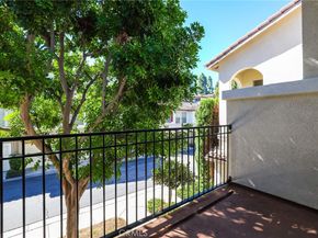 309 Falcon Creek, Irvine CA 92618