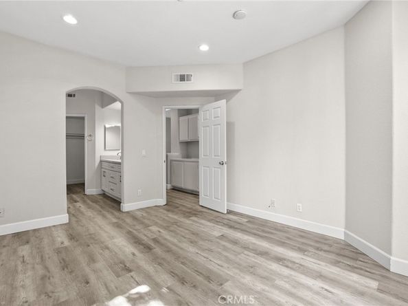 309 Falcon Creek, Irvine CA 92618
