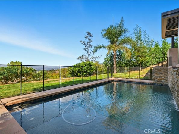 14001 Summit, Whittier CA 90602