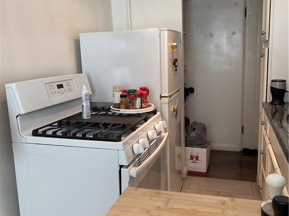 325 Elm Avenue 106, Long Beach CA 90802