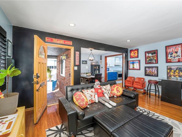 3814 Stevely, Long Beach CA 90808