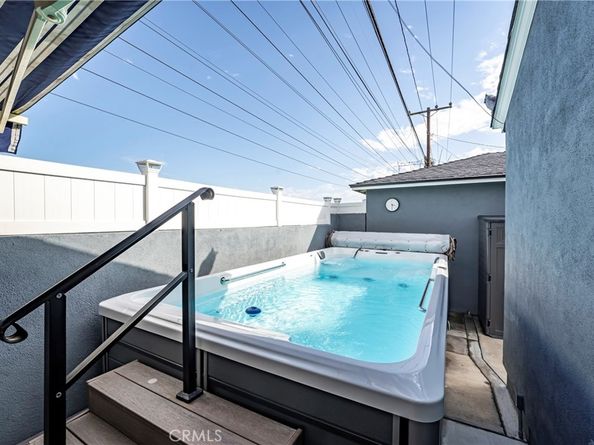 3814 Stevely, Long Beach CA 90808