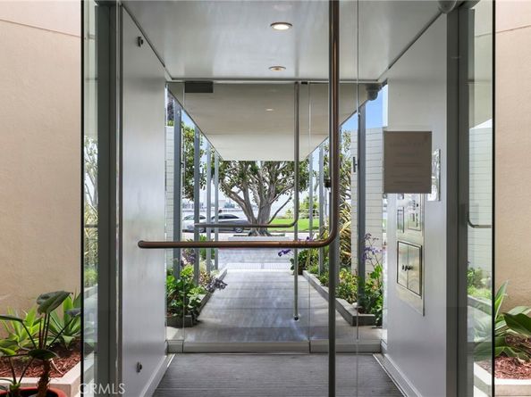 2999 E Ocean Boulevard 1730, Long Beach CA 90803