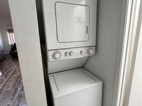 3932 W 5th 202, Santa Ana CA 92703