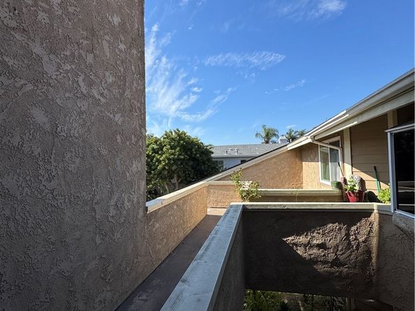 3932 W 5th 202, Santa Ana CA 92703