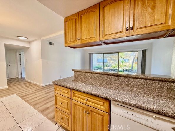 3050 S Bristol 2C, Santa Ana CA 92704