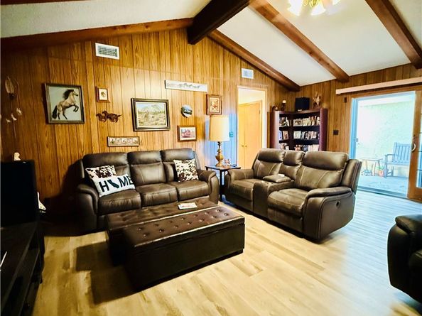 1107 W 210th Street, Torrance CA 90502