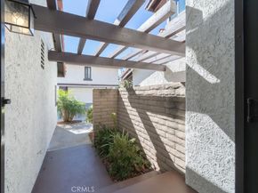 5002 E Atherton, Long Beach CA 90815