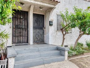 3982 S Gramercy, Los Angeles CA 90062