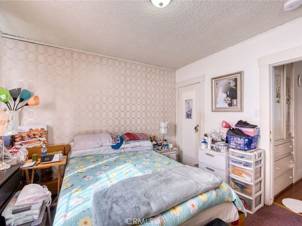 3982 S Gramercy, Los Angeles CA 90062