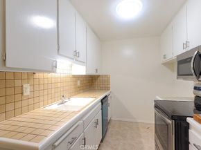 412 N Bellflower Boulevard 122, Long Beach CA 90814