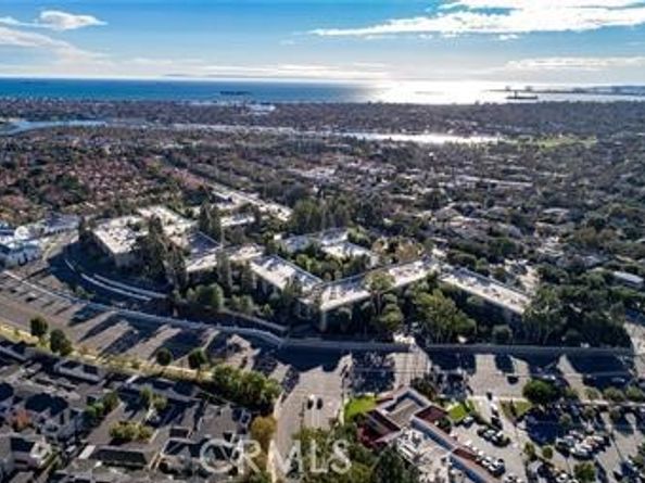 412 N Bellflower Boulevard 122, Long Beach CA 90814