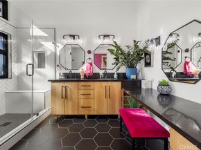 2850 Signal Pointe, Signal Hill CA 90755