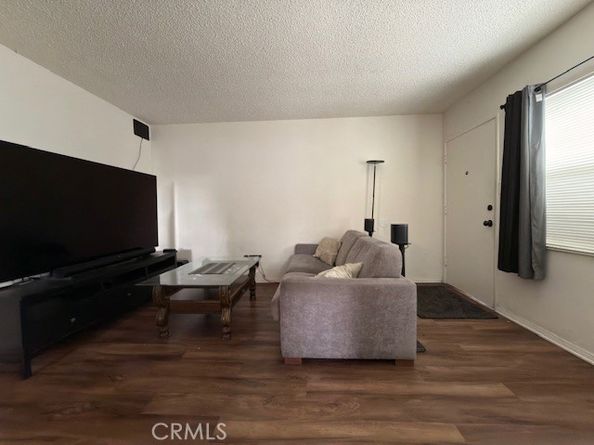 5010 W El Segundo Boulevard, Hawthorne CA 90250