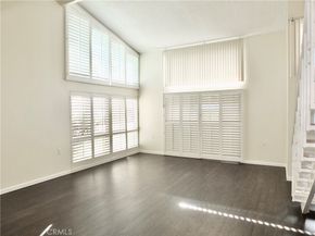 1891 McKinney Way 26B, Seal Beach CA 90740