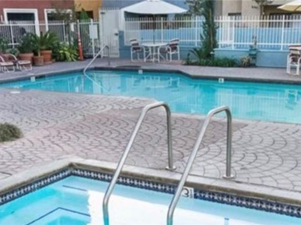 550 Orange, Long Beach CA 90802