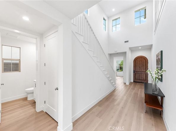 118 Sunnybank, Irvine CA 92618