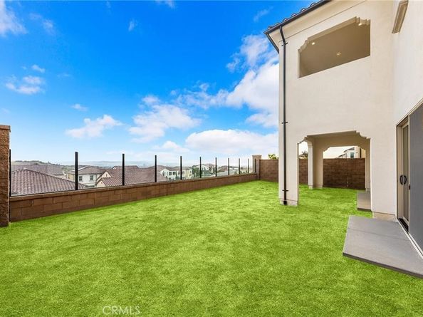 118 Sunnybank, Irvine CA 92618