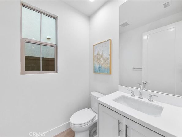 118 Sunnybank, Irvine CA 92618