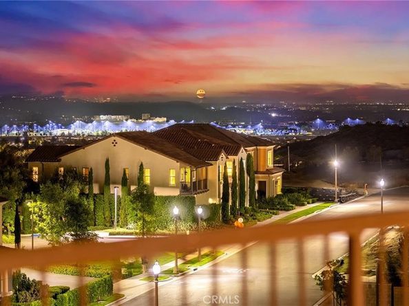 118 Sunnybank, Irvine CA 92618