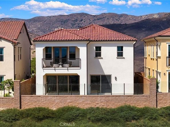 118 Sunnybank, Irvine CA 92618