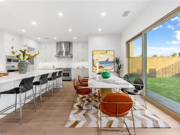 118 Sunnybank, Irvine CA 92618