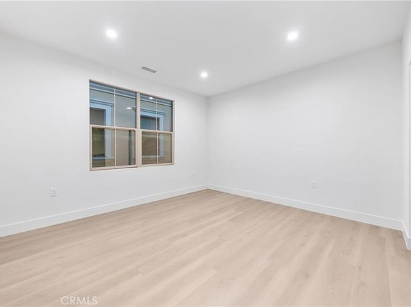 118 Sunnybank, Irvine CA 92618